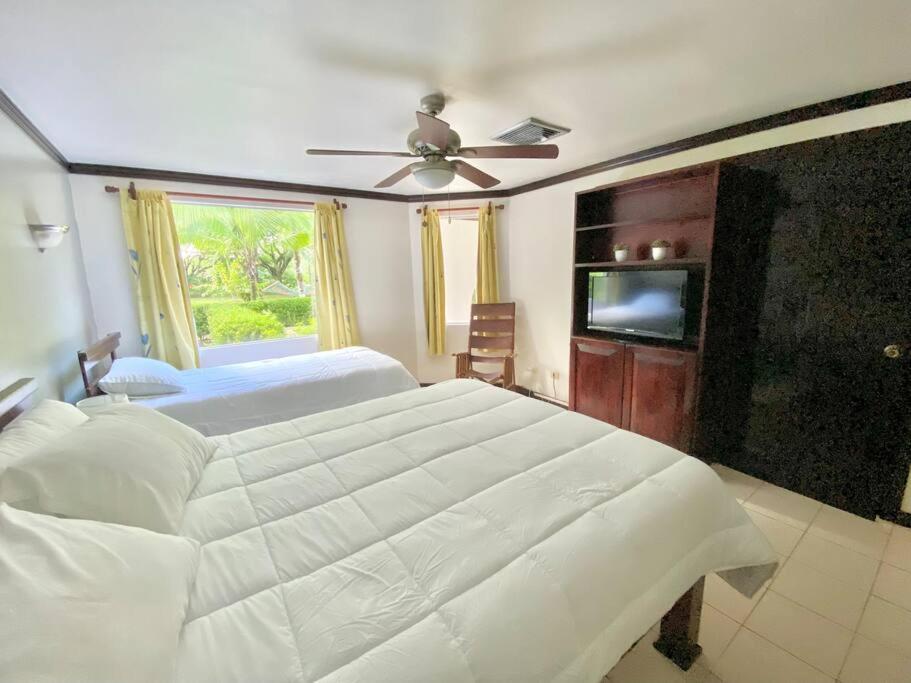 Lovely 2-Bdroom Condo In Laguna Eco Village Resort Quepos Kültér fotó
